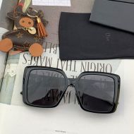 Dior D7627 Oversized Square Sunglasses In Black