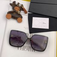 Dior CD8395 Square Sunglasses In Purple