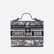 Medium DiorTravel Vanity Case Toile de Jouy Motif Canvas Blue